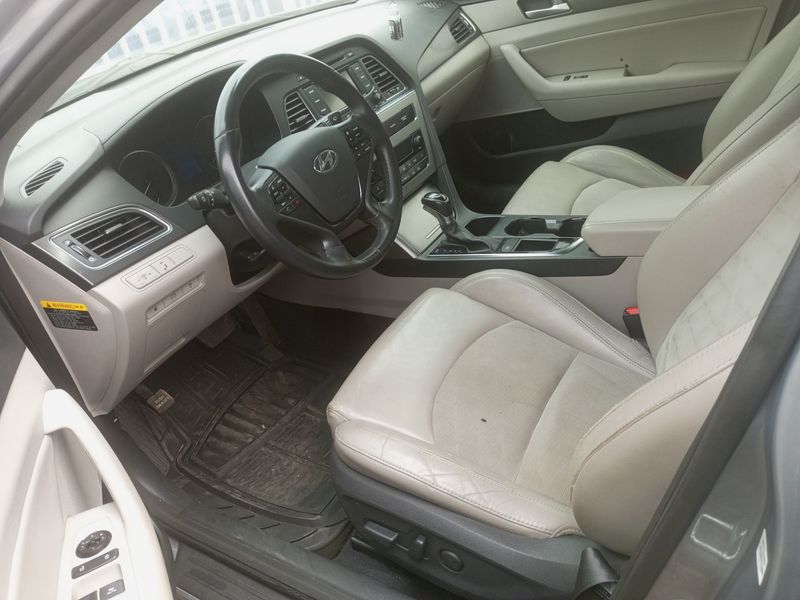 Thumbnail 4 of 2015 Hyundai Sonata